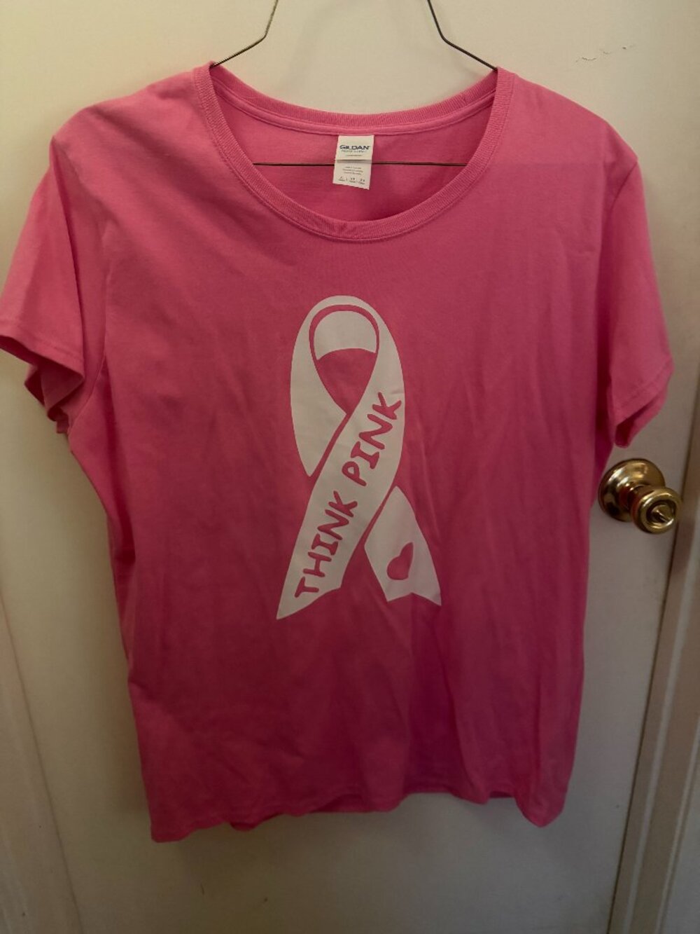 Gilden Bright Pink Cancer Awareness Tee W XL